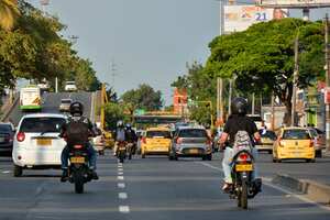 La Alcaldía de Cali, junto con las Empresas Municipales, anuncian cierres viales que se harán por cuenta de reparaciones a la red de acueducto y alcantarillado. Uno de ellos es el que sufrirá la Autopista Suroriental a partir del próximo lunes 2 de octubre y se extenderá, según lo previsto, hasta el 2 de diciembre.