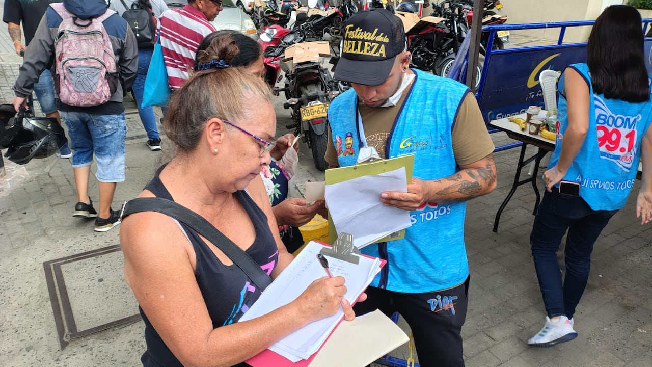 El pulguero solidario recibirá ropa en buen estado donada por la comunidad. Luego será clasificada y puesta a disposición de personas necesitadas a precios mínimos.