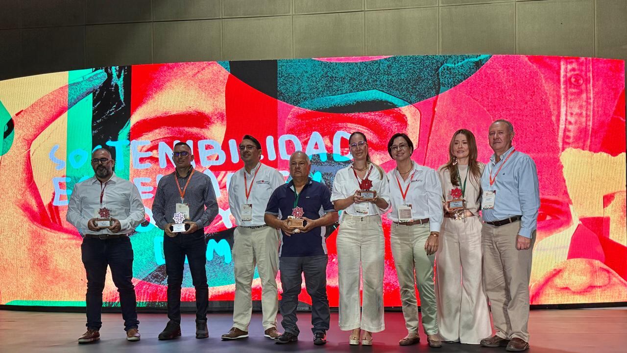 Algunos de los empresarios proveedores de Riopaila fueron destacados por la empresa del Valle. Foto: Cortesía Riopaila.