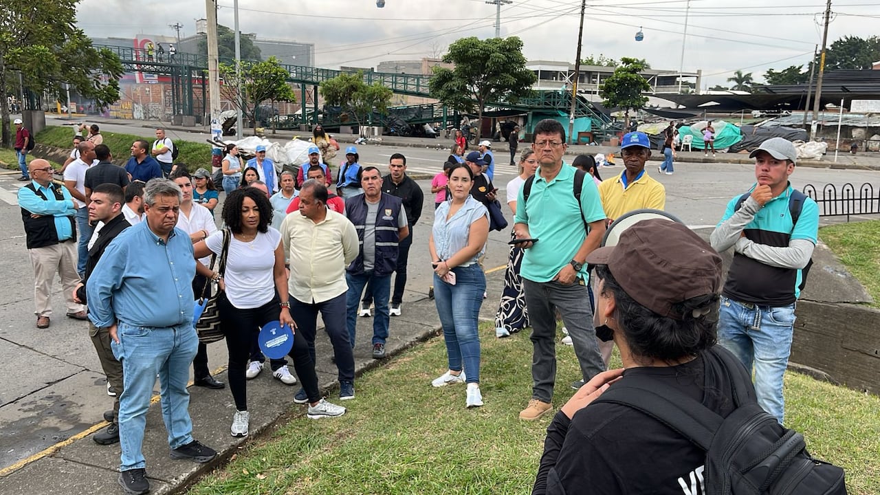 Alcaldía de Cali establece mesa de diálogo tras los recientes bloqueos en la glorieta de Siloé.
