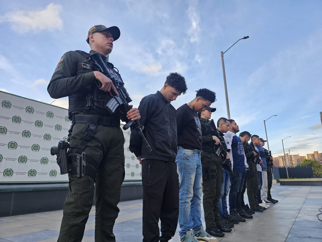 Operativo del Gaula contra la extorsión dejo siete capturados que se hacían pasar por miembros del Tren de Aragua.