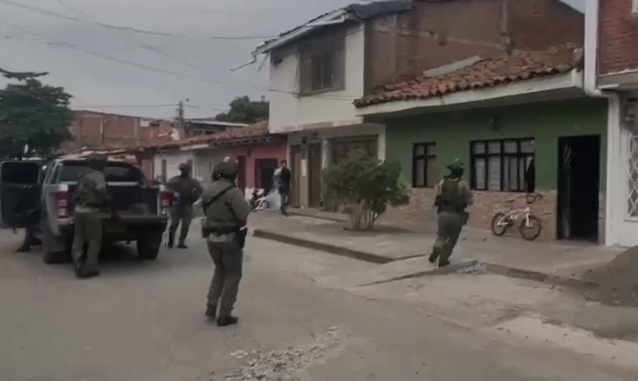 Uniformados de la Seccional de Investigación Criminal, Sijín, Cauca, en coordinación con personal de la Fiscalía General de la Nación, ejecutaron la diligencia de allanamiento y registro en el municipio de Puerto Tejada, en el norte del departamento