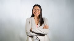 “La IA estructura, pero la visión sigue siendo humana”, asegura Karen Plazas al defender el criterio y la creatividad como el valor irremplazable del profesional.