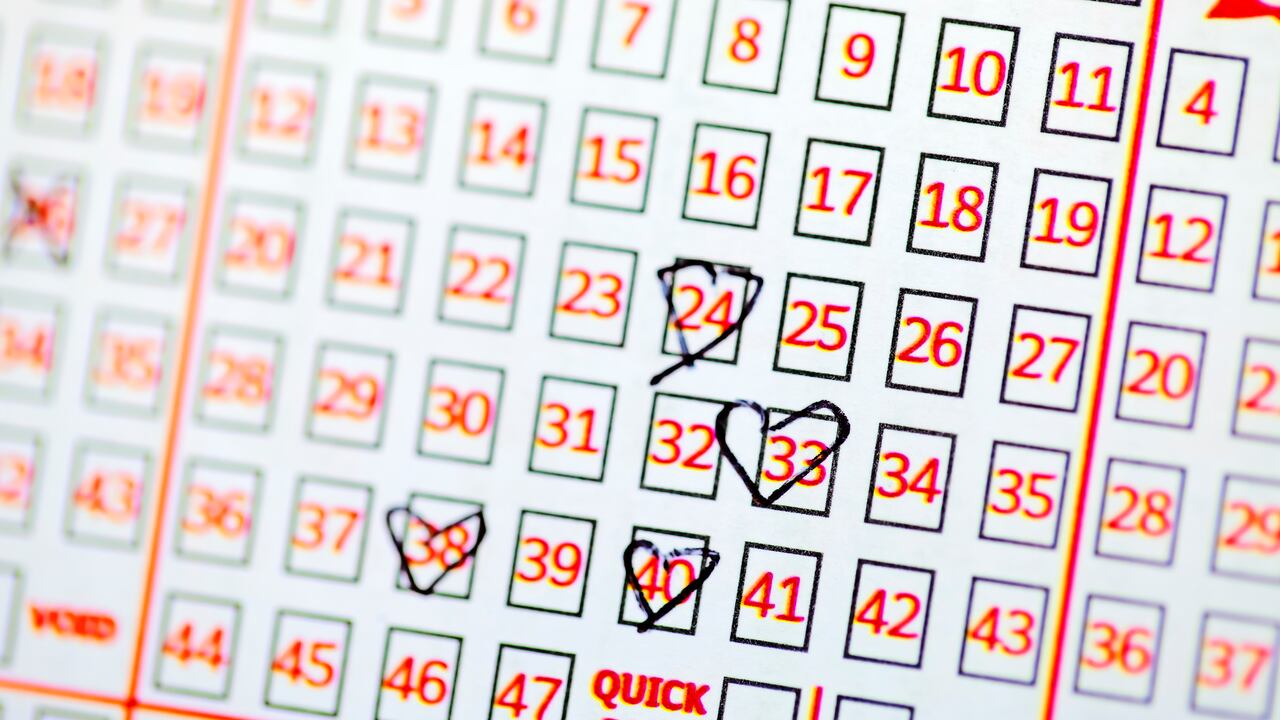 La lotería es un juego de azar popular en Colombia.