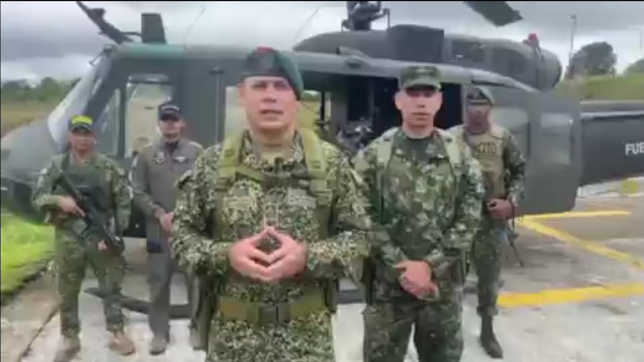 El Wilson Mauricio Martínez, comandante de la Fuerza de Conjunta Titán, informó sobre la noticia del soldado profesional herida por mina antipersona en Nóvita, Choco, foto tomada de redes.