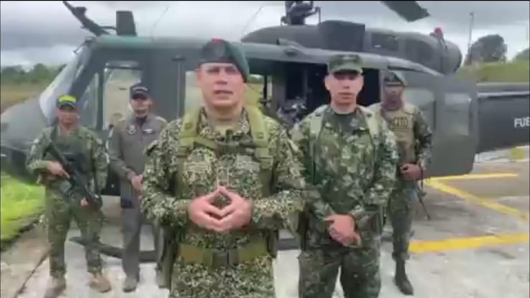 El Wilson Mauricio Martínez, comandante de la Fuerza de Conjunta Titán, informó sobre la noticia del soldado profesional herida por mina antipersona en Nóvita, Choco, foto tomada de redes.