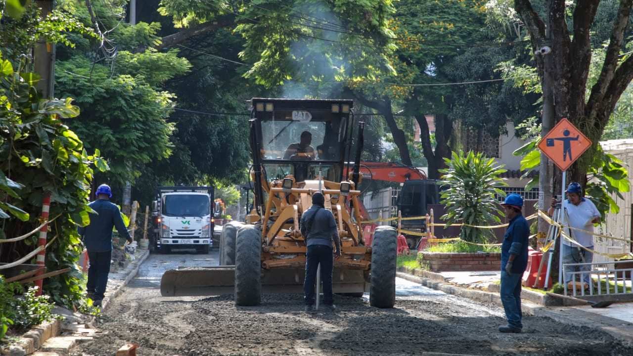 Recuperación vial de la Carrera 65 entre calles 13 y 11C.