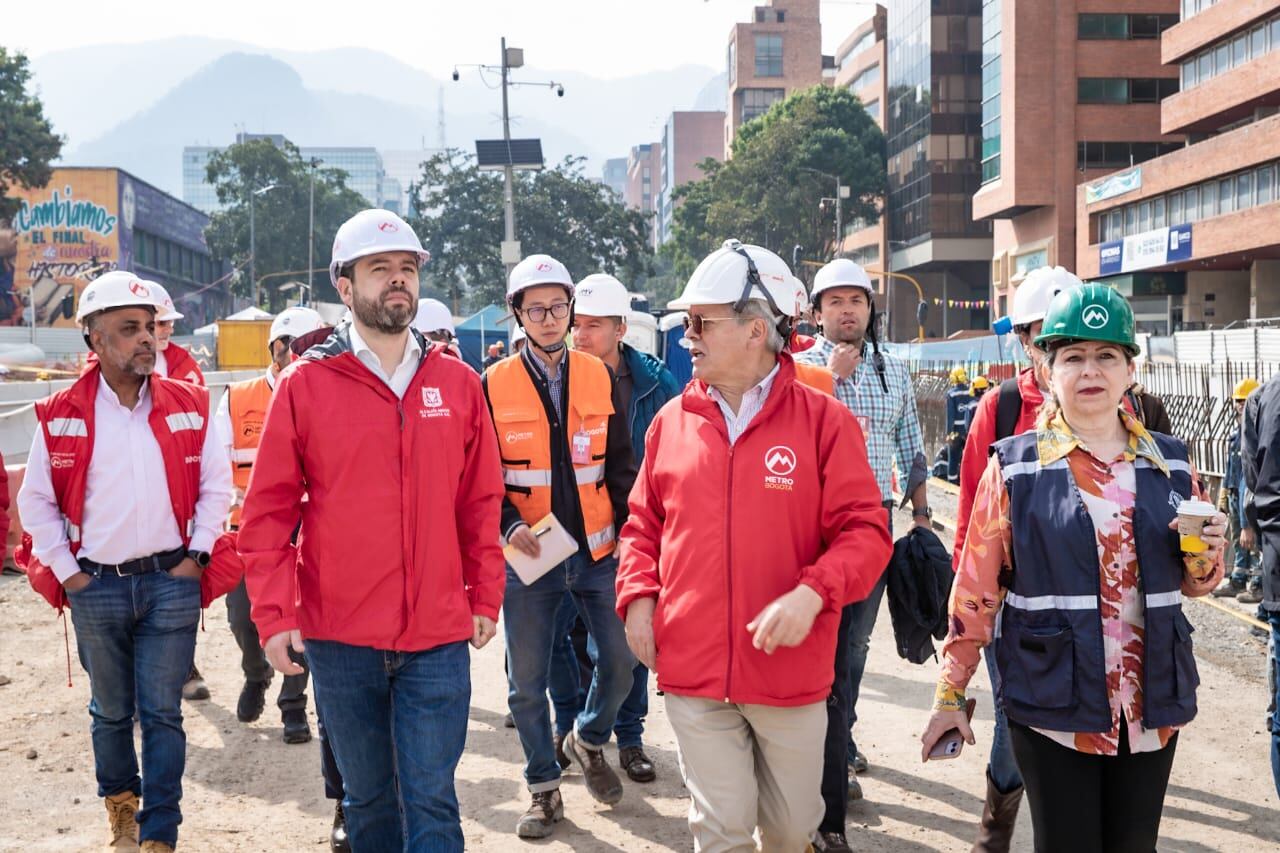 Recorrido por las obras del Metro de Bogotá.