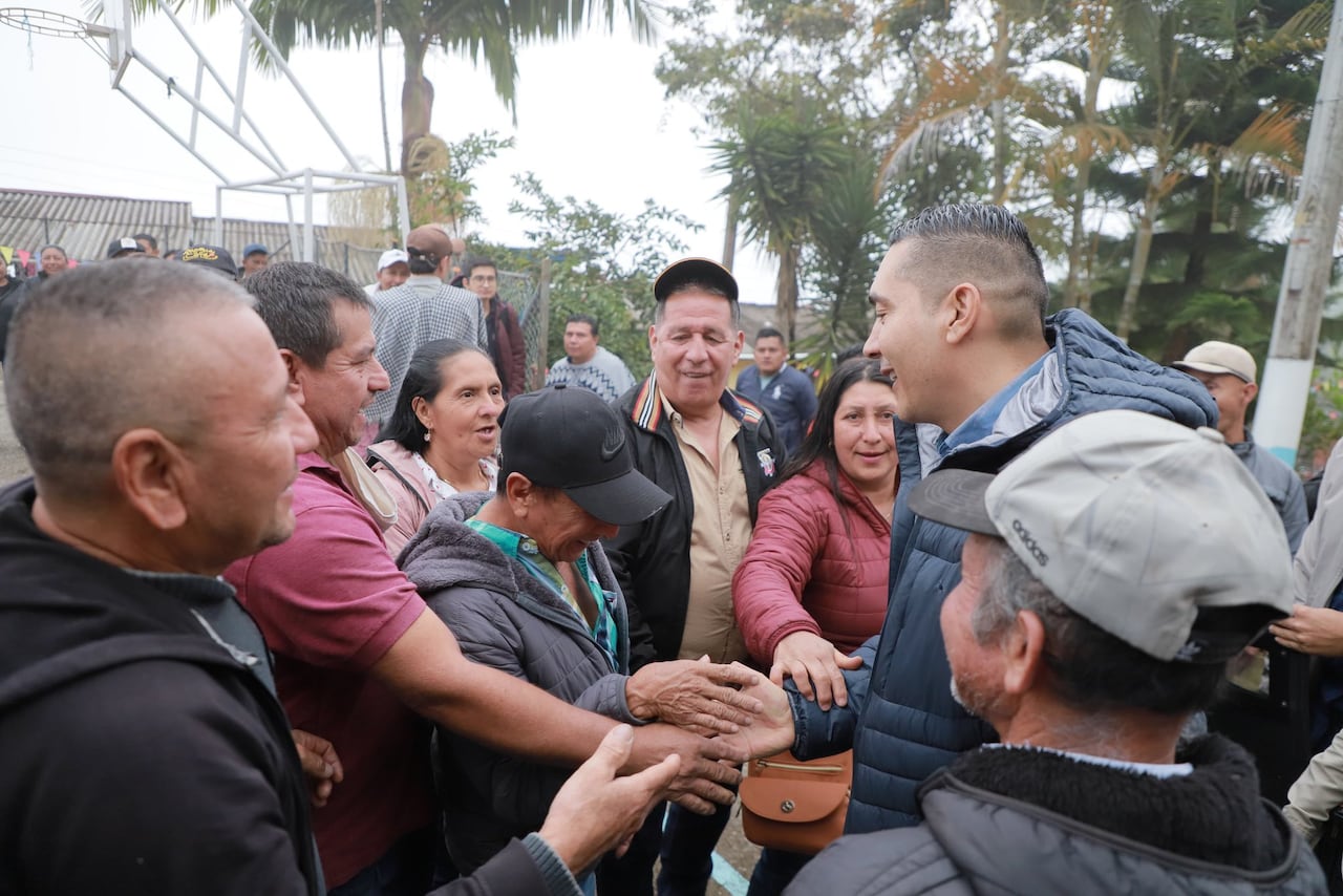 Las autoridades del Cauca esperan que con esta clase de obras se contrarreste el avance de las disidencias de las Farc en esta parte del Macizo Colombiano, las cuales busca tener el control de la minería ilegal.
