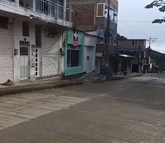 Así lucen las calles del corregimiento de El Plateado, en la zona rural del Argelia, ante el temor de posibles asonadas contra la fuerza pública.