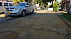 Este era el estado de la Carrera 62 B No. 9-71 del barrio El Limonar, tras la reparación de la fuga de agua.