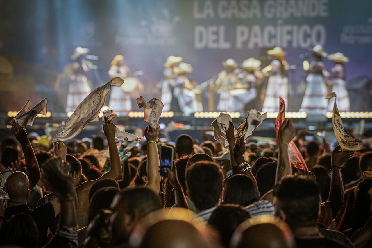 Con mucha alegría, música, folclor y sabor se vivió la magia del Festival de Música del Pacífico Petronio Álvarez. Foto Jorge Orozco / El País.