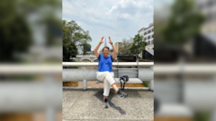 En su reciente visita a Cali, Magdalena Sánchez Blesa, quien escribe desde los 8 años y publicó su primera obra a los 18, expresó: “me voy de aquí llena de recuerdos hermosos y de amigos y amigas, más que de seguidores”.
Foto: Félix Calvo, Centro Cultural El Capitolio