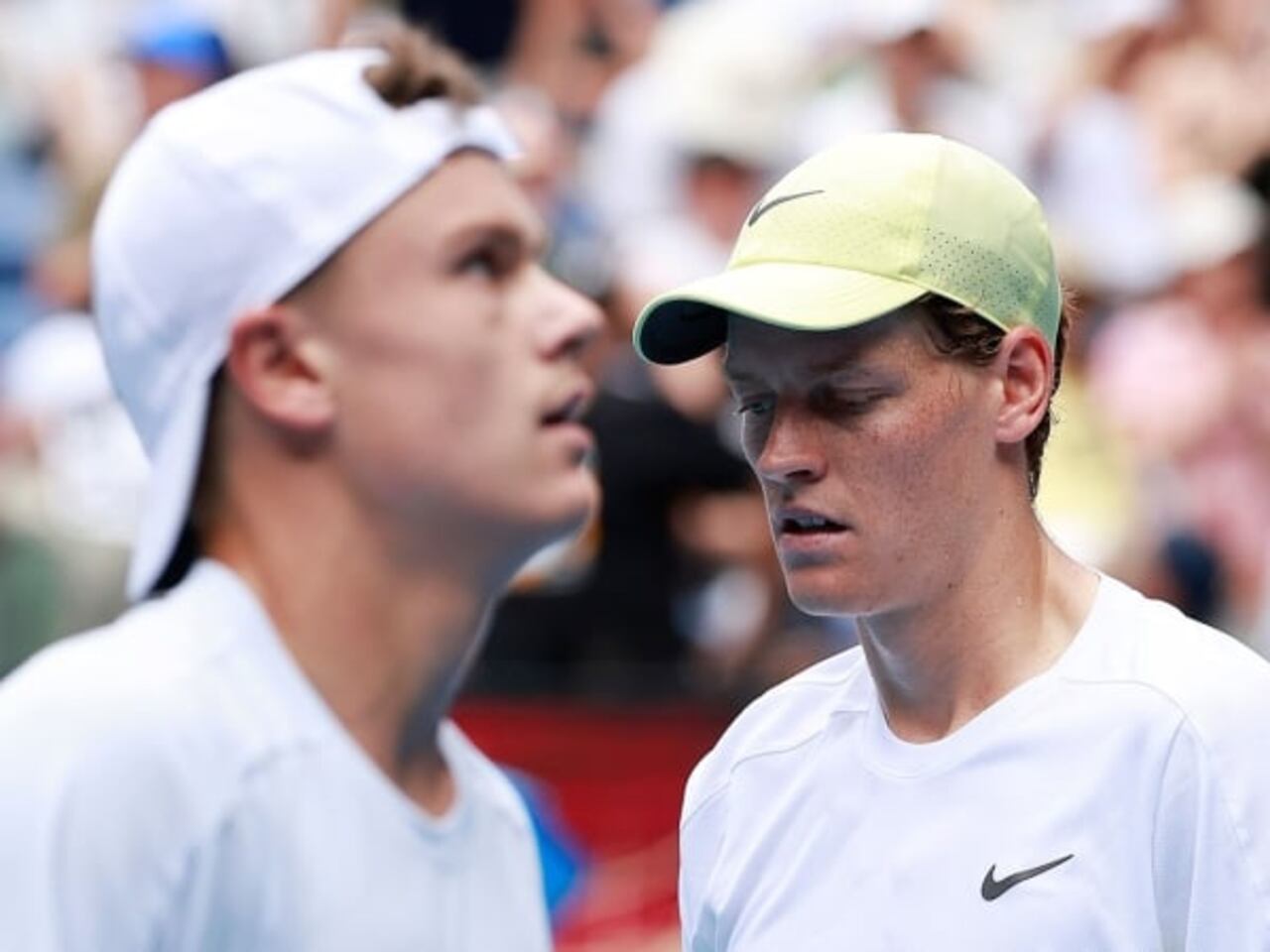 Jannik Sinner venció a Holger Rune y se instaló en los cuartos de final del Australian Open 2025.