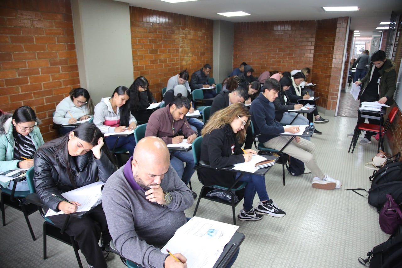 Miles de estudiantes están a la espera de poder realizar la pruebas del Icfes.