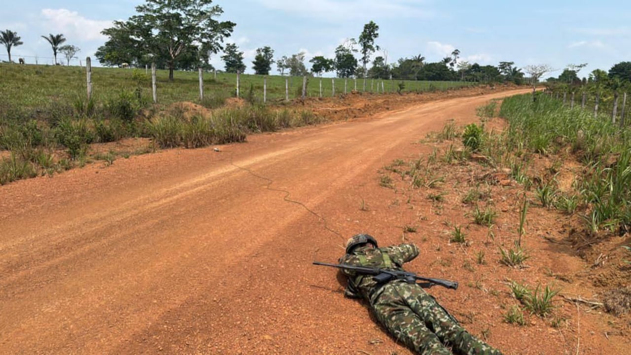 Los elementos, tipo cilindro, fueron hallados durante labores de registro y control adelantadas por el Batallón de Infantería de Selva No. 24.