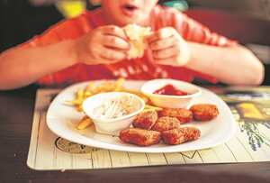 La Nacional de Salud Escolar (Ense), reveló que uno de cada dos escolares en Colombia consumen comidas rápidas. Preocupación por malos hábitos alimenticios.