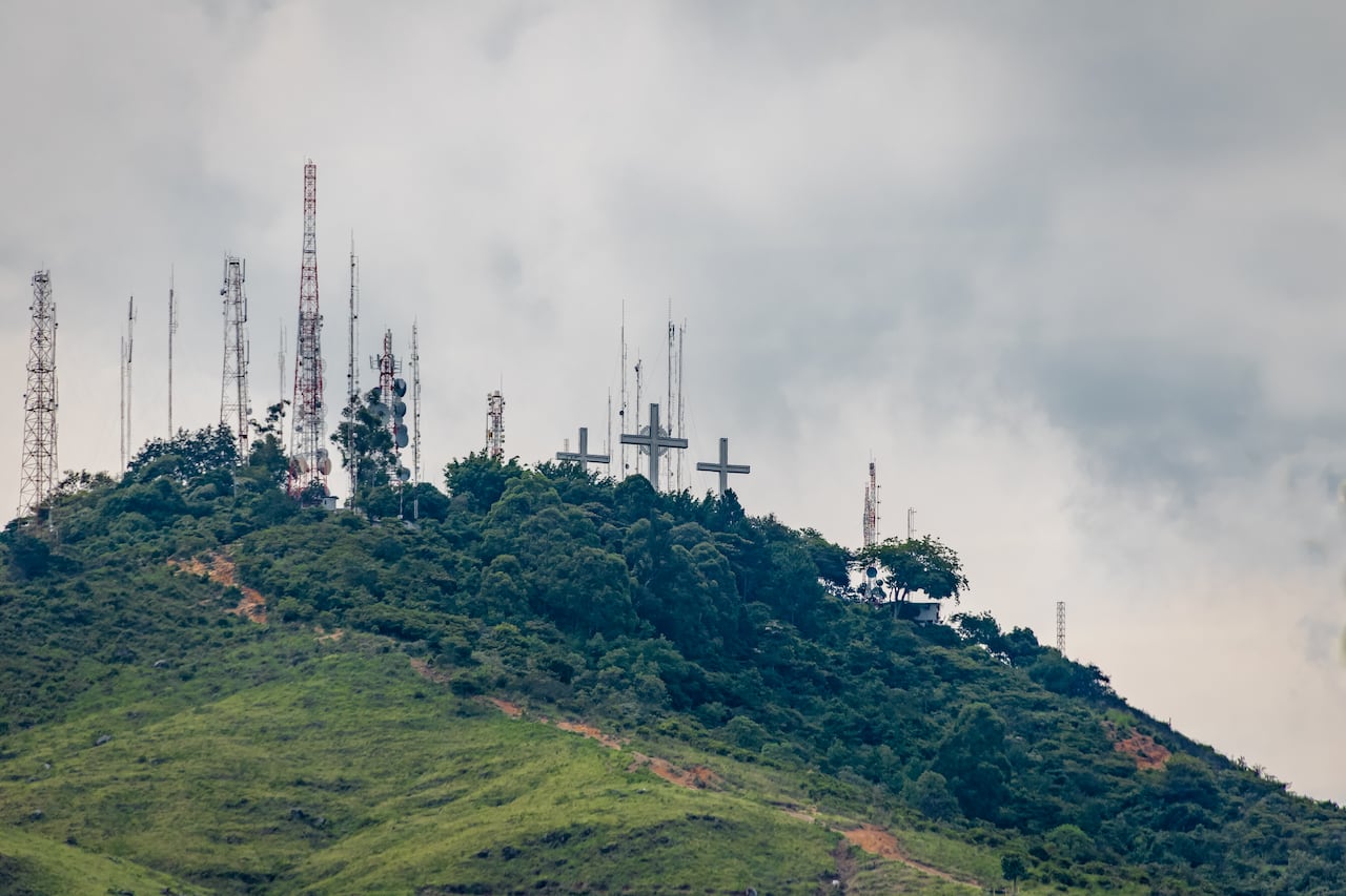 Cerro de Las Tres Cruces en Cali, Colombia.