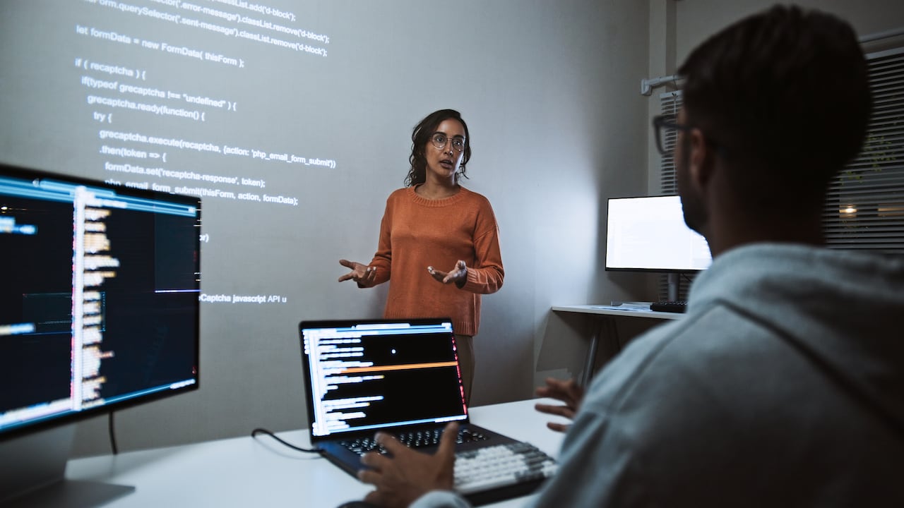 Un docente propuso seis recomendaciones para integrar la IA en el aula sin perder el rigor académico.