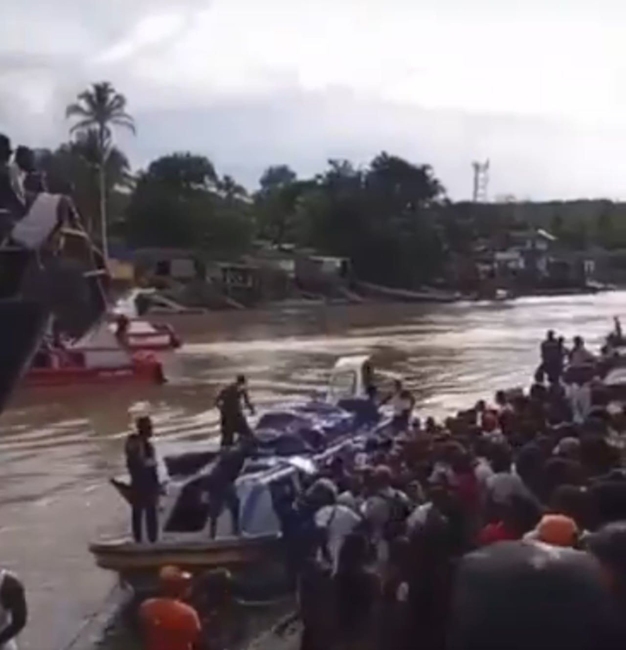 Naufragio en Timbiquí deja cuatro muertos, entre ellos dos menores de edad