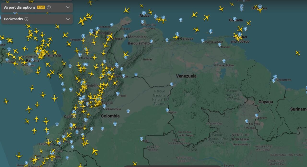 Así luce su espacio aéreo casi vacío tras advertencia de EE. UU.