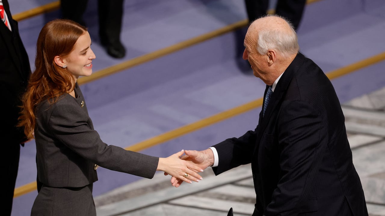 Ana Corina Sosa recibió el reconocimiento.