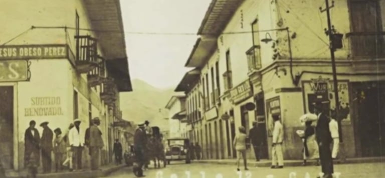 Así se veía la calle donde estaba ubicado el Banco del Cauca, en Cali, en el Siglo XIX.