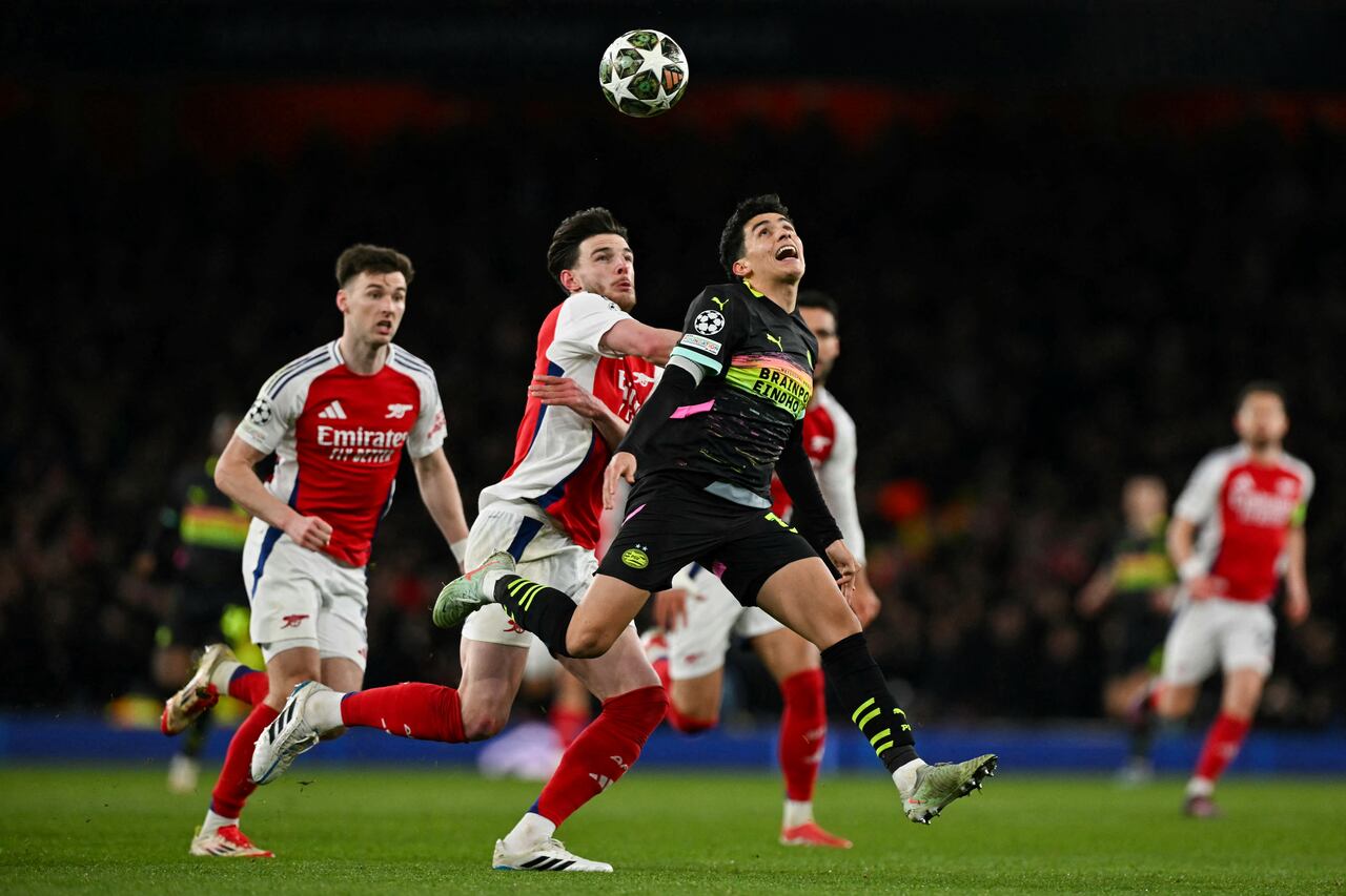 Arsenal ya tenía encaminada la serie desde la ida contra PSV