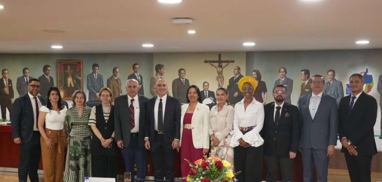 Universidad Santiago de Cali inaugura Doctorado en Ciencias de la Salud y fortalece su apuesta por la investigación científica