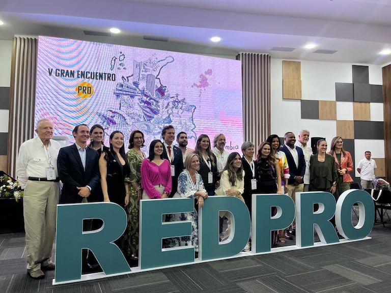 La Red PRO impulsa el desarrollo desde las regiones con el fortalecimiento de la democracia,
apuestas productivas y proyectos estratégicos.