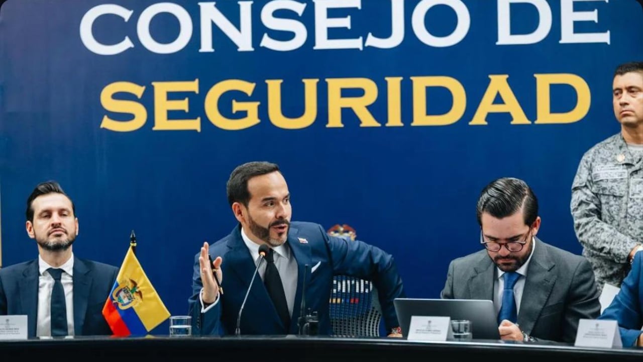 Abelardo De La Espriella lideró consejo de seguridad en Bogotá