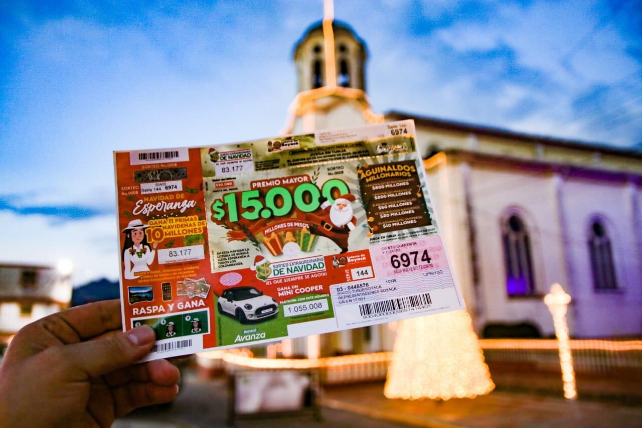 Boleto del sorteo extraordinario de Navidad, vendido en la Basílica del Señor de los Milagros de Buga.
