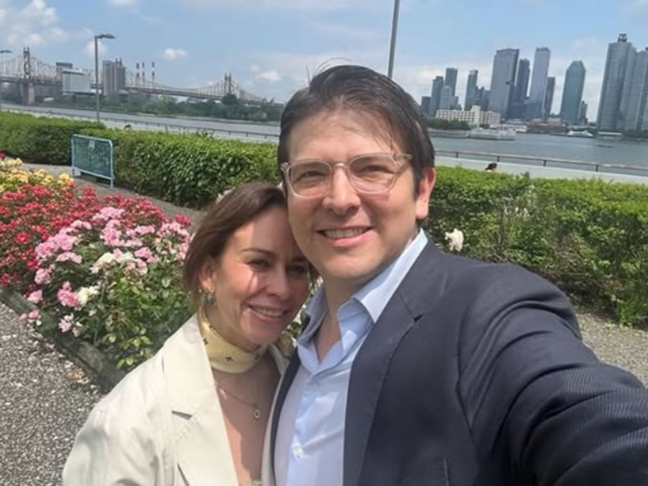 Así fue el mensaje que publicó la esposa de Miguel Uribe, tras el atentado - El País