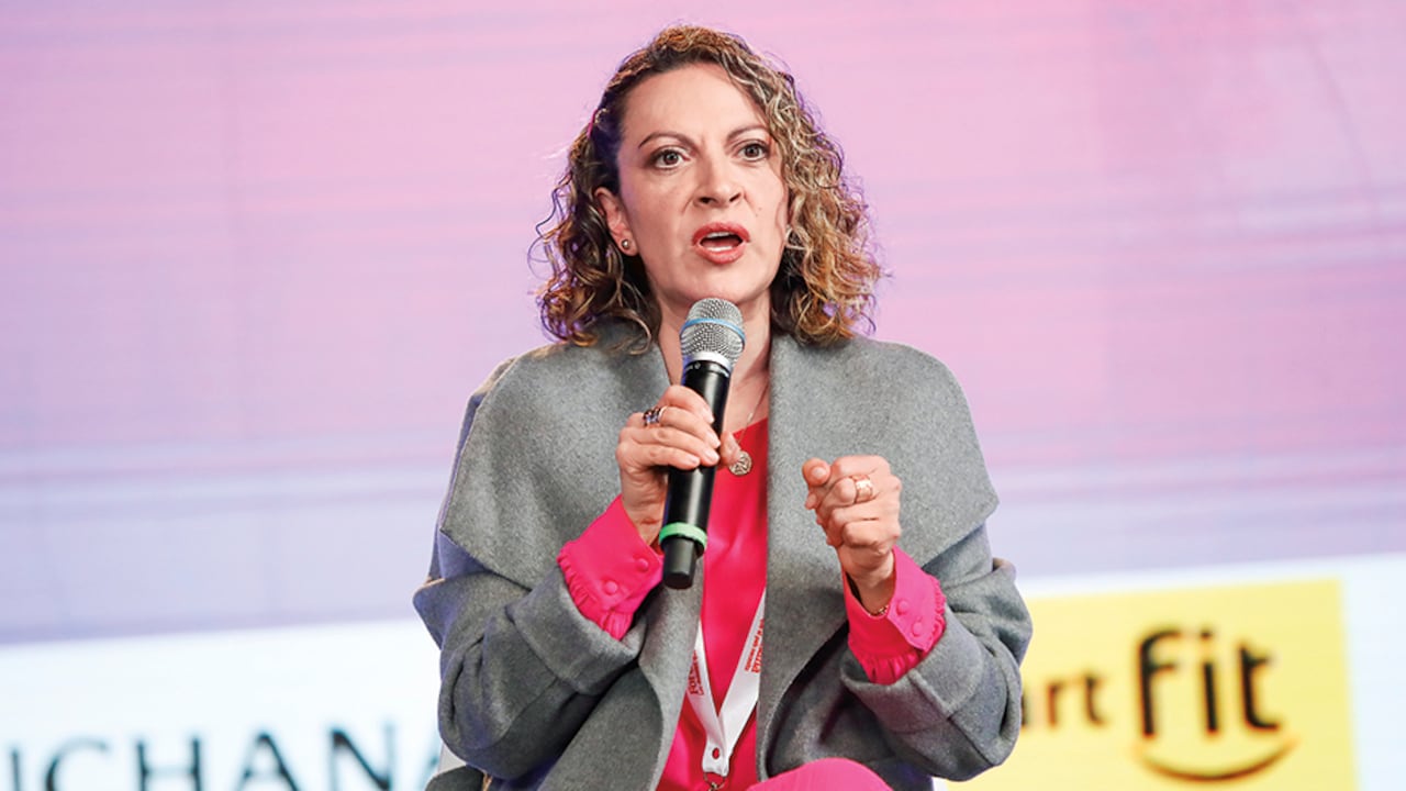 Jineth bedoya Periodista, escritora y activista contra la violencia de género