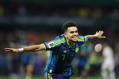 Luis Diaz, de la selección de Colombia, festeja su tanto ante Uzbekistán, en un partido mundialista disputado el miércoles 17 de junio de 2026 en Ciudad de México (AP Foto/Ashtin Barker)