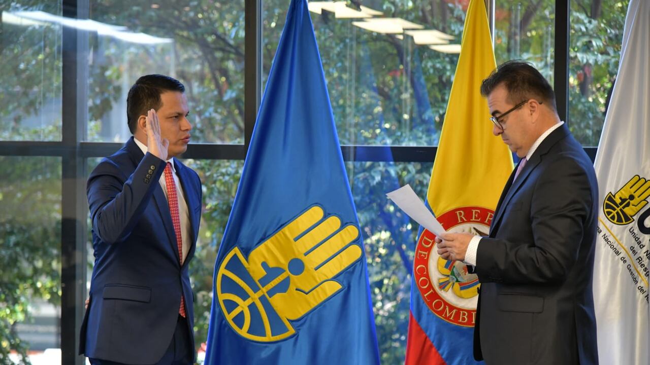 Sneyder Pinilla fue posesionado por Olmedo López.