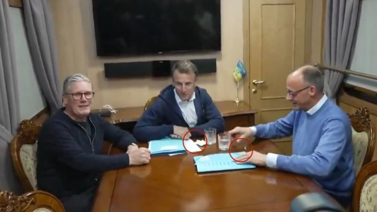 Video viral acusa a Macron de consumir drogas