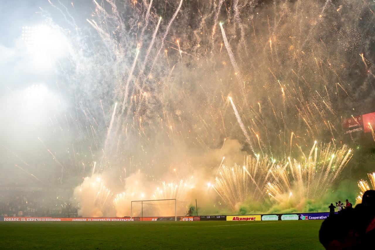 Imagen del partido de vuelta de la final de la Copa Colombia 2025, entre Independiente Medellín Atlético Nacional.