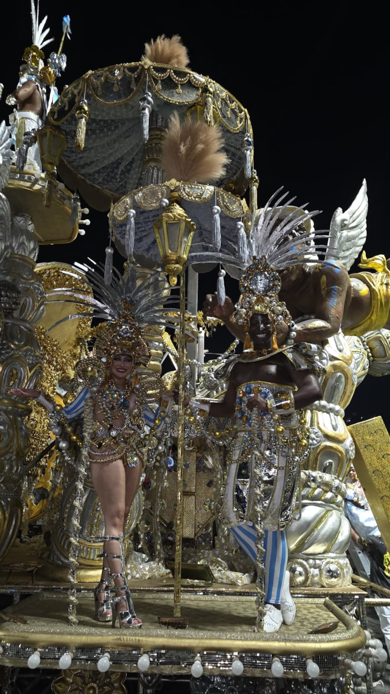 Camilo Zamora ha conquistado con su talento y carisma escenarios internacionales, como el Carnaval de Río de Janeiro.