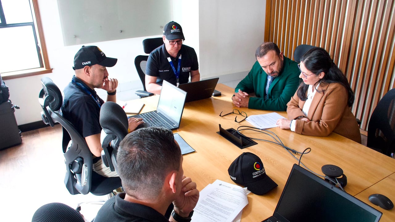 Los equipos de la Contraloría hicieron una visita a las instalaciones del Ministerio de Hacienda.