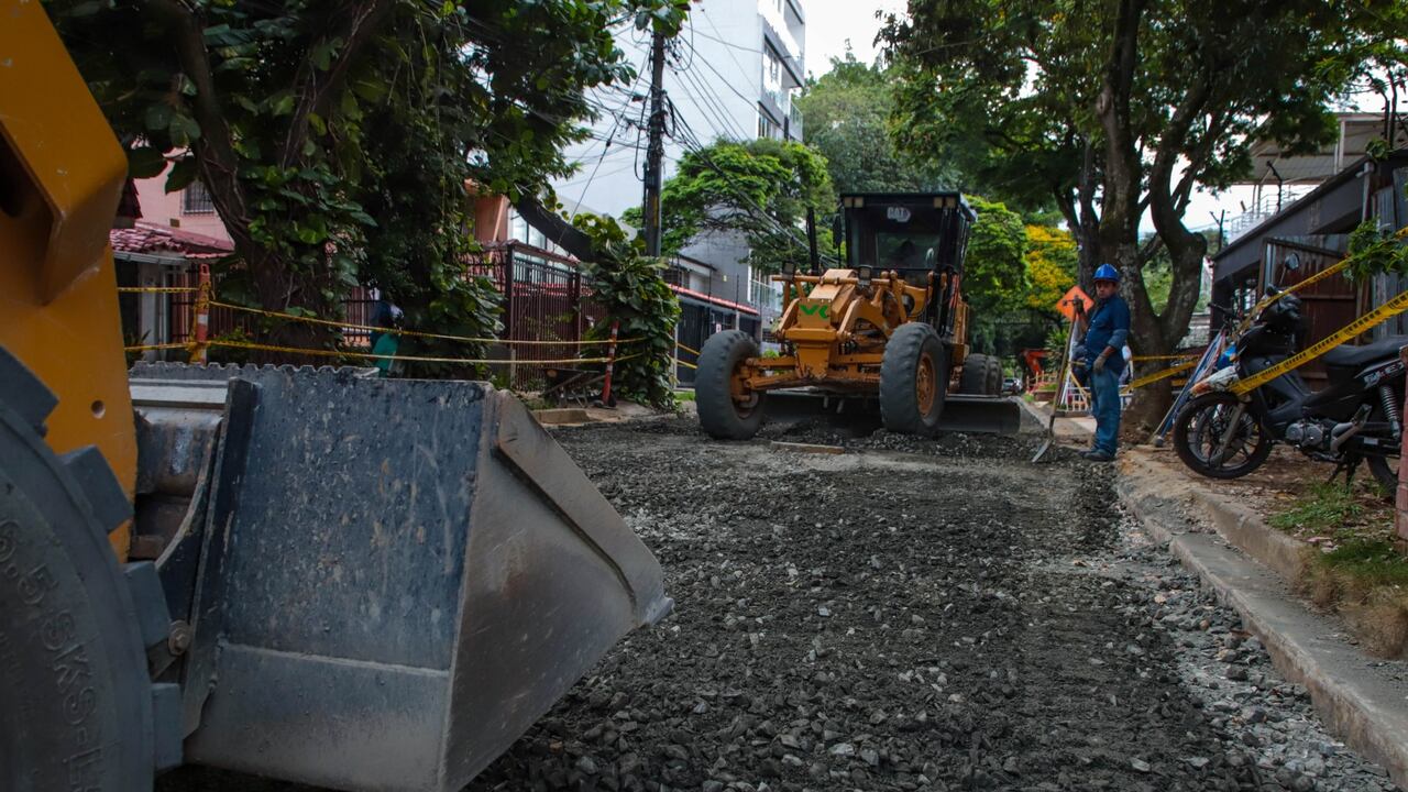 Recuperación vial de la Carrera 65 entre calles 13 y 11C.