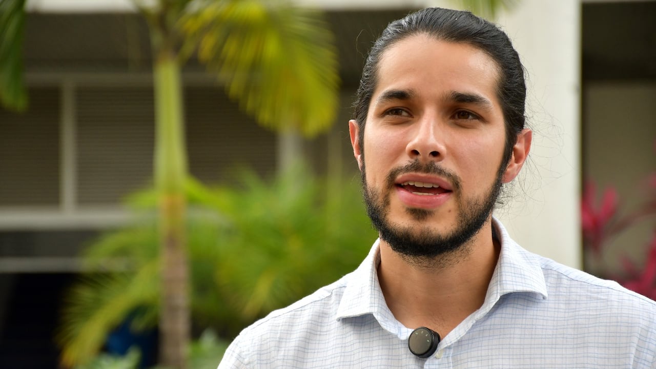 Pese a su corta edad, 33 años, Álvaro José Pretel ya tiene una amplia experiencia en el sector público. Trabajó en las últimas cuatro alcaldías de Cali: Rodrigo Guerrero, Maurice Armitage, Jorge Iván Ospina y Alejandro Eder. Fue quien escribió la política pública de la ciudad. Foto Raúl Palacios/ El País