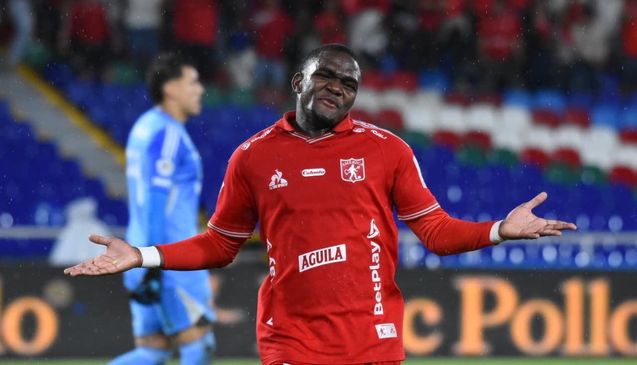 Imagen del partido entre América de Cali y Independiente Medellín por la tercera fecha del Grupo A de los cuadrangulares semifinales del segundo semestre de la Liga Colombiana 2025.