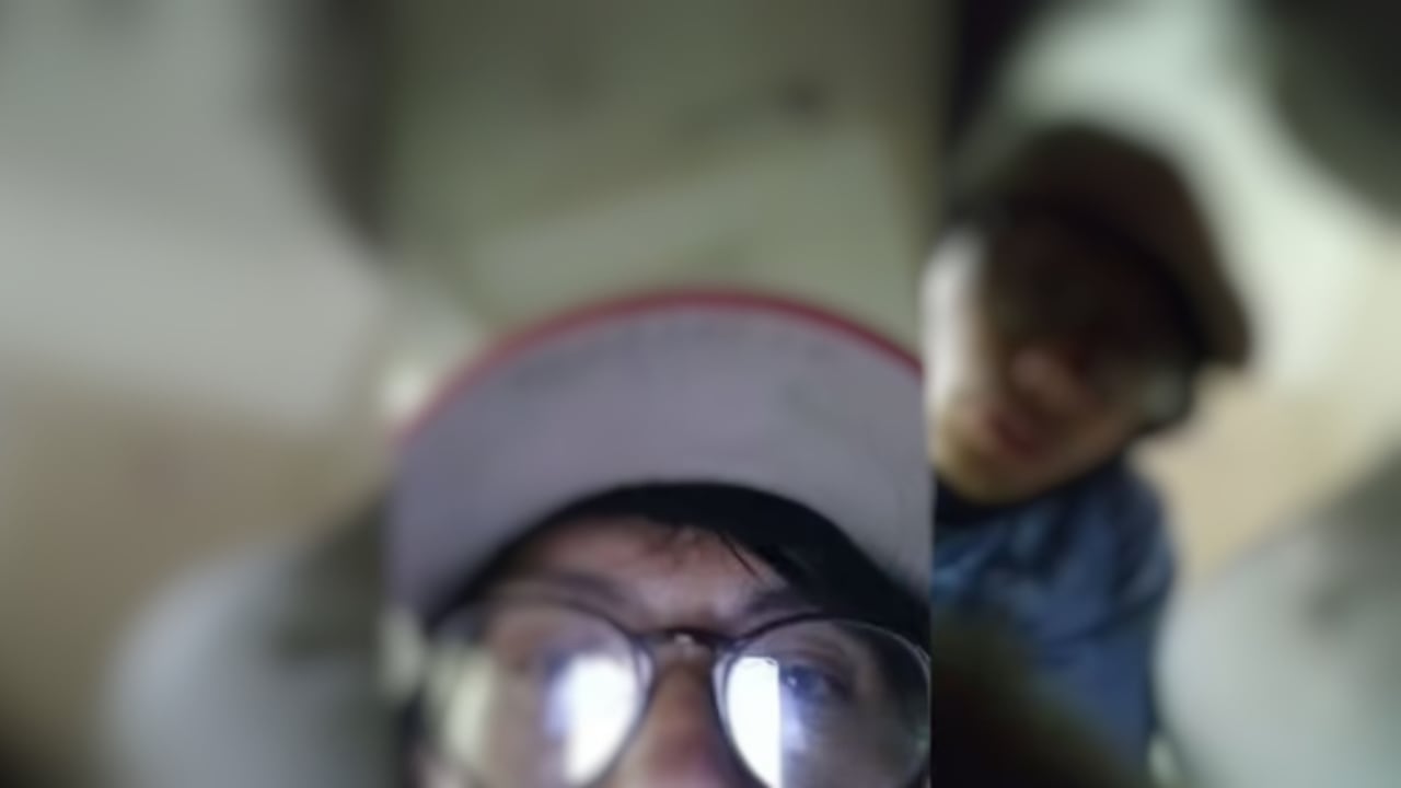 Denuncian que empleado de una cafetería en Bogotá estaba grabando a las mujeres en el baño.