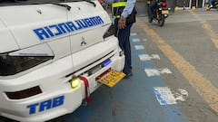 La ambulancia portaba un sistema para hacer mover la placa y que esta sea invisible para los controles de movilidad.