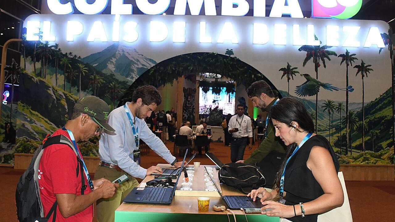 Economía: Macro Rueda Negocios de Turismo de Naturaleza en el Centro de Convenciones del Pacífico. Foto José L Guzmán. EL País
