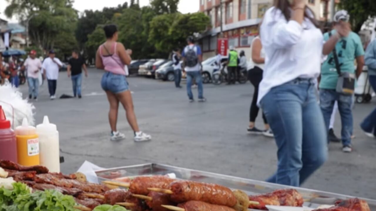 Vendedores y emprendedores de la Sucursal del Cielo aprovechan la tradicional Feria de Cali para incrementar sus ventas.