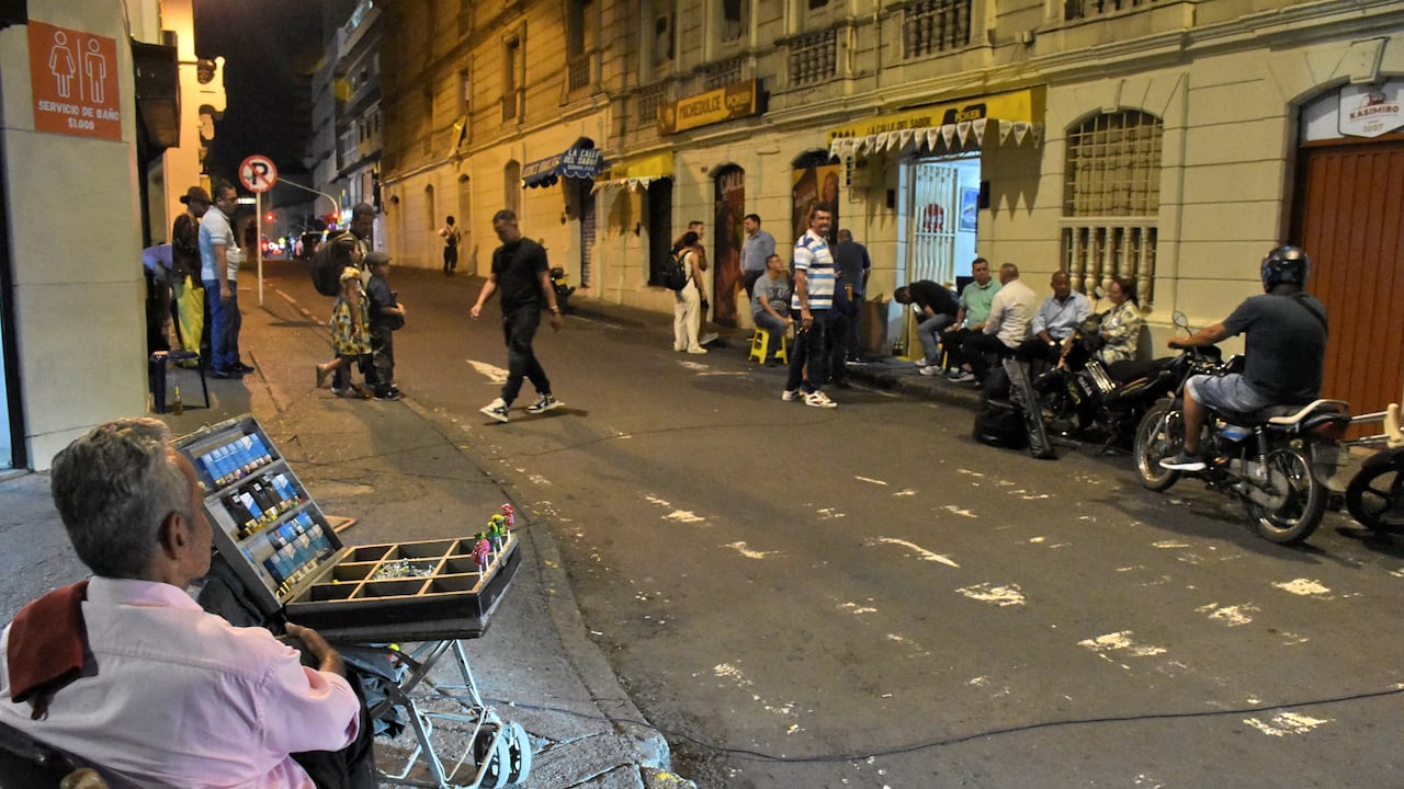 Cierre de la Calle del Sabor en el centro de Cali.