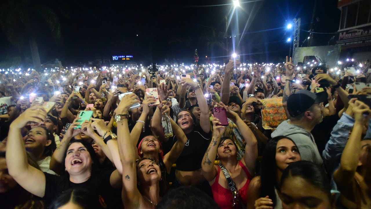 Concierto de Ryan Castro en el barrio obrero de Cali