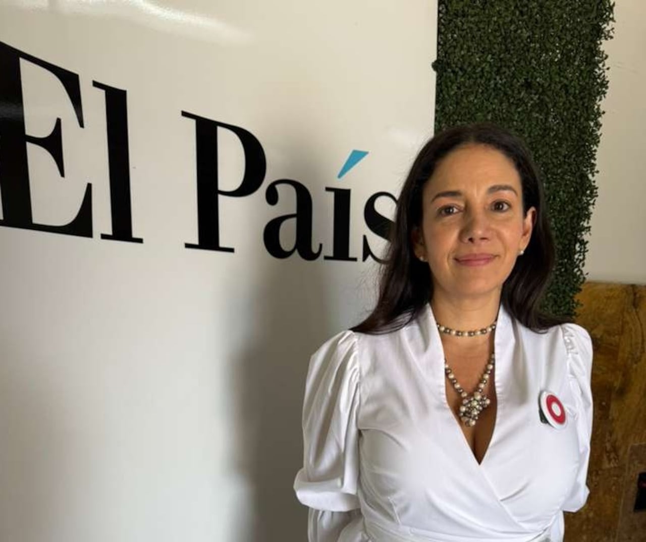 Sondra Macollins, precandidata presidencial visitó El País